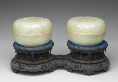 图片[5]-Jade round box carved with “Five fortunes presenting longevity” motif, Qing dynasty, Qianlong reign (1736-1795)-China Archive